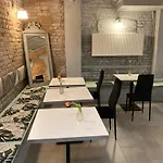 Villa Italiana Pokoje Z Prywatnymi Lazienkami & Odnowa Biologiczna